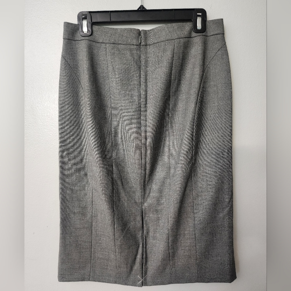 Ann Taylor Grey Skirt Size 6 - Picture 4 of 7